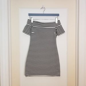 Forever 21 Cute Stripes Shoulder Dress